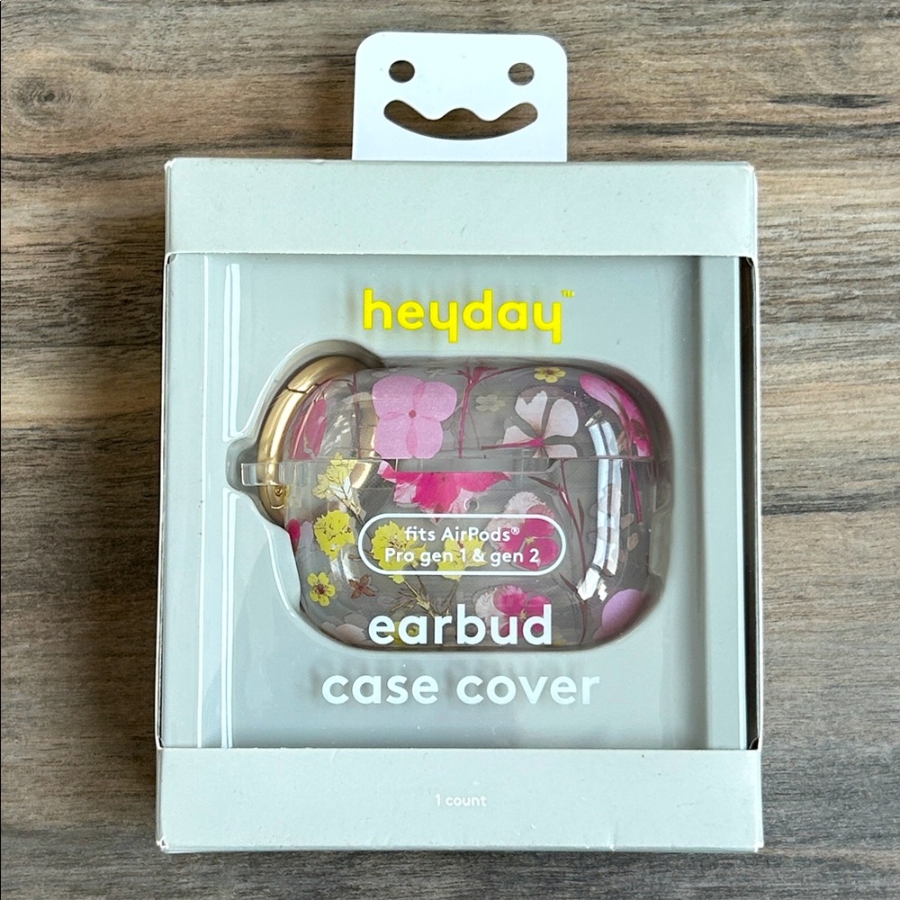 NWT Heyday Earbud Case Cover AirPods Pro
